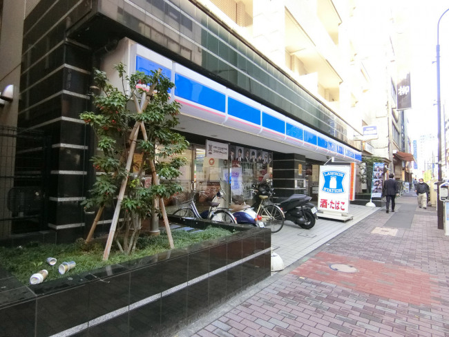 至近のローソン 日本橋横山町店