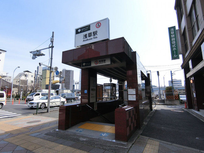 最寄りの「浅草駅」
