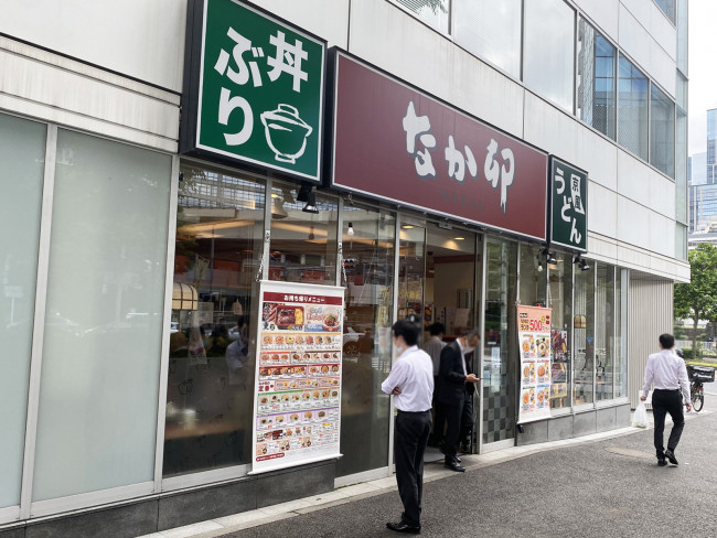 並びのなか卯日本橋本石町店