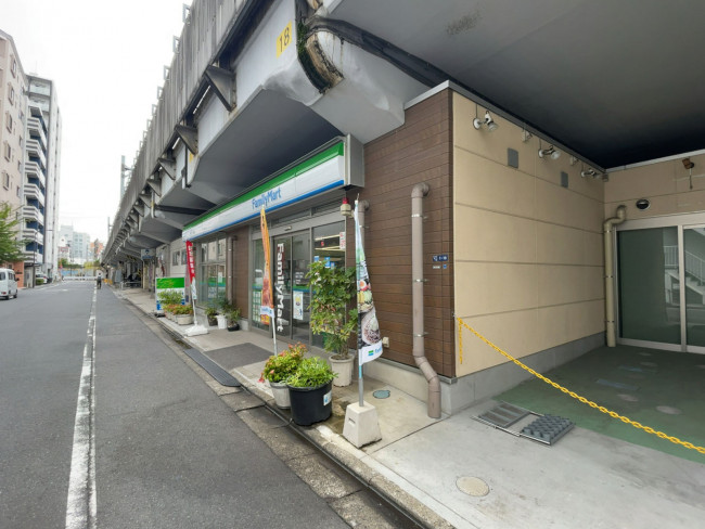近くのファミリーマート 亀沢一丁目店