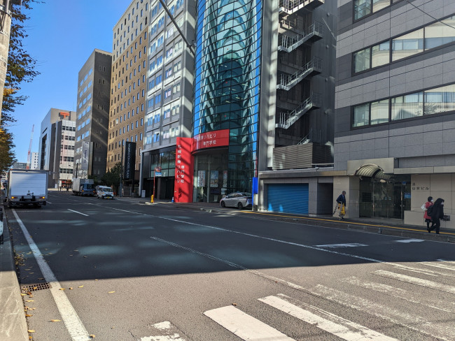 NCO札幌ビル前面の通り