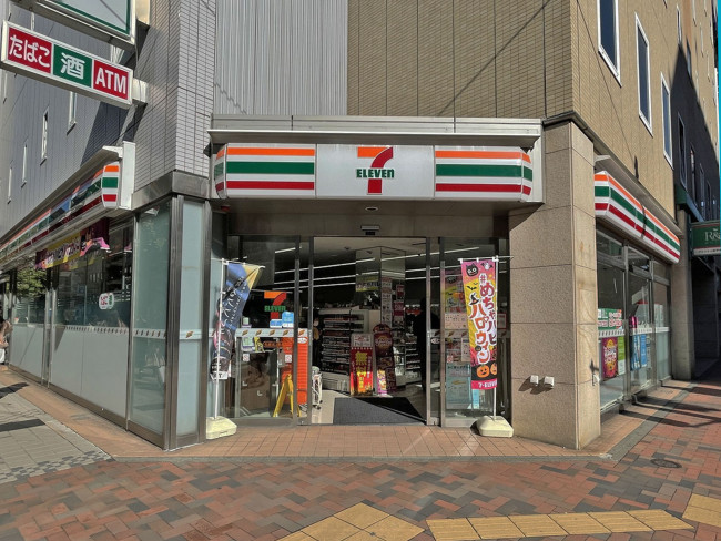 徒歩4分のセブンイレブン札幌北3条店