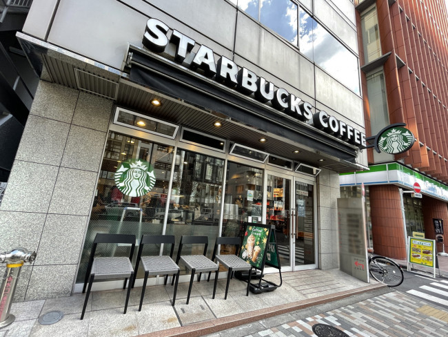 徒歩1分のスターバックスコーヒー渋谷3丁目店