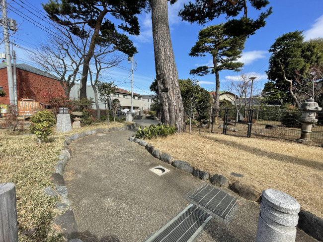 徒歩4分のサザエさん公園