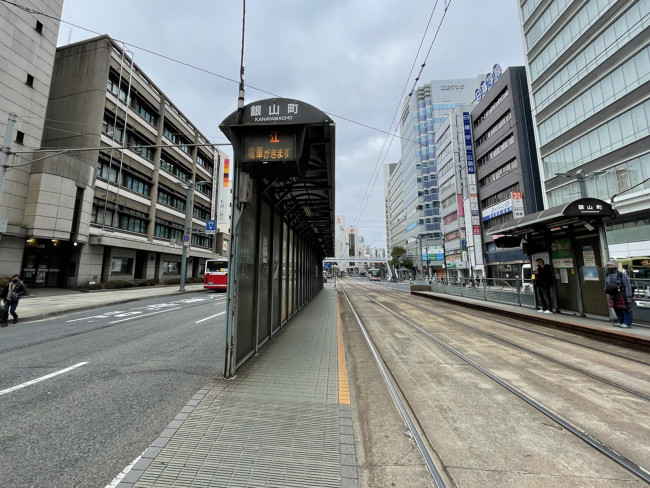 最寄りの「	銀山町駅」