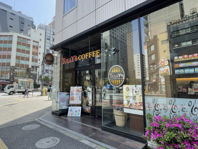 徒歩3分のタリーズコーヒー イーホテル東新宿店