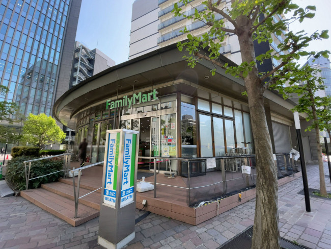 付近のファミリーマート 渋谷ガーデンフロント