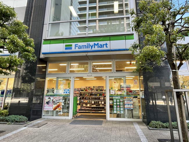 至近のファミリーマート 西新宿アトラスタワー店