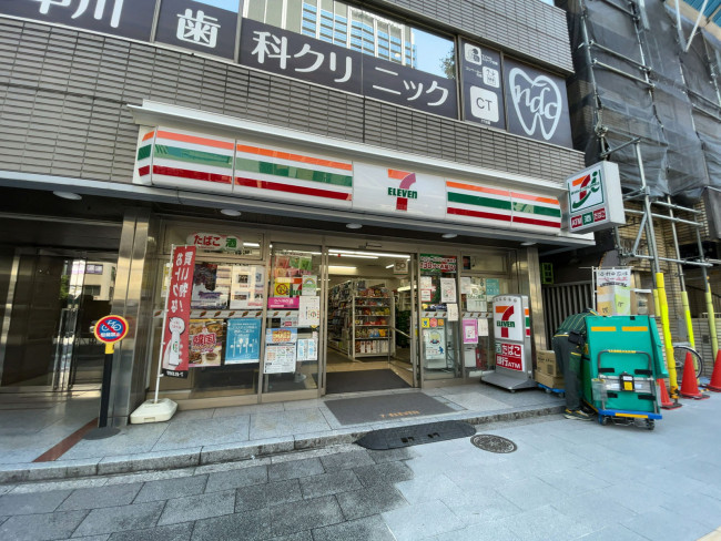 徒歩1分のセブンイレブン 神田和泉町店