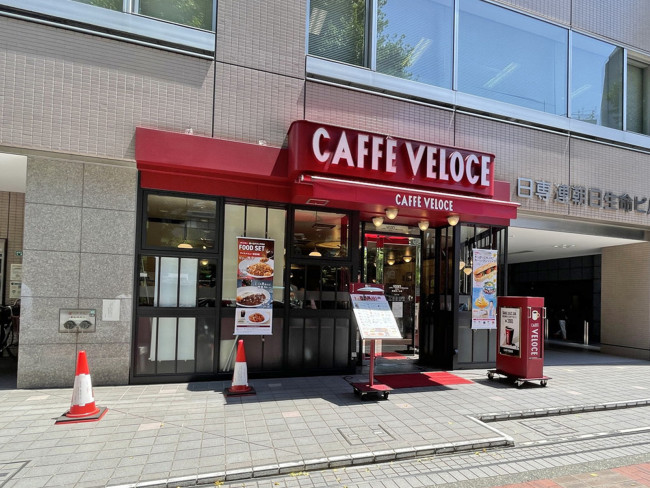 並びのカフェ・ベローチェ新御茶ノ水店