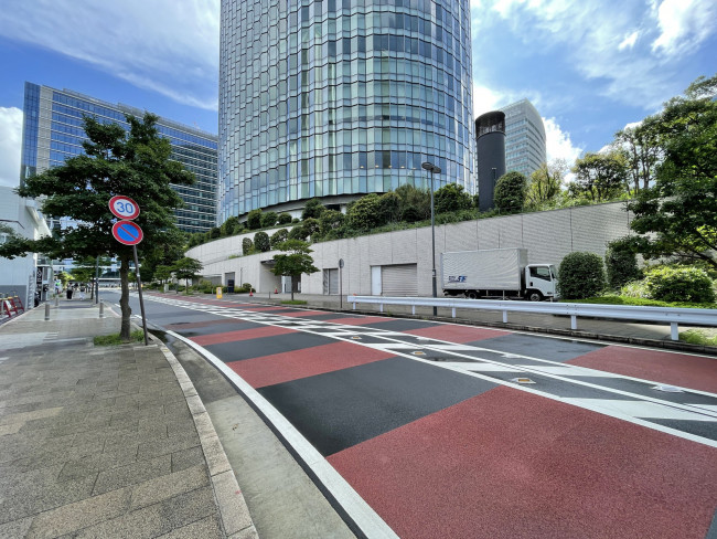 Kタワー横浜前面の通り