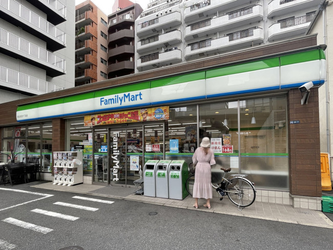 徒歩1分のファミリーマート西五反田6丁目店