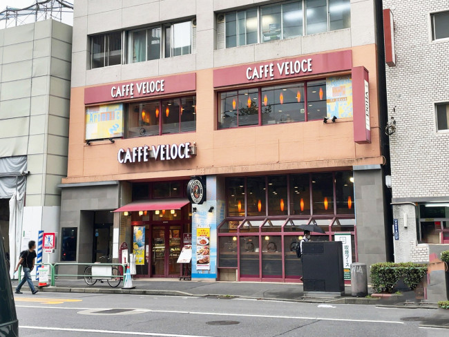 並びのカフェ･ベローチェ 神田駅北口店