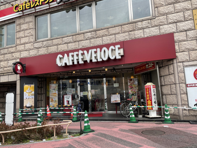 付近のカフェ・ベローチェ大鳥居駅前店