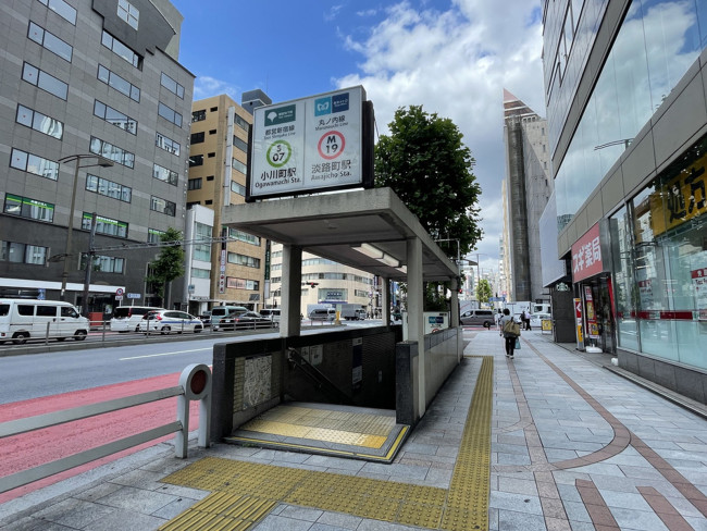 最寄りの「淡路町駅」