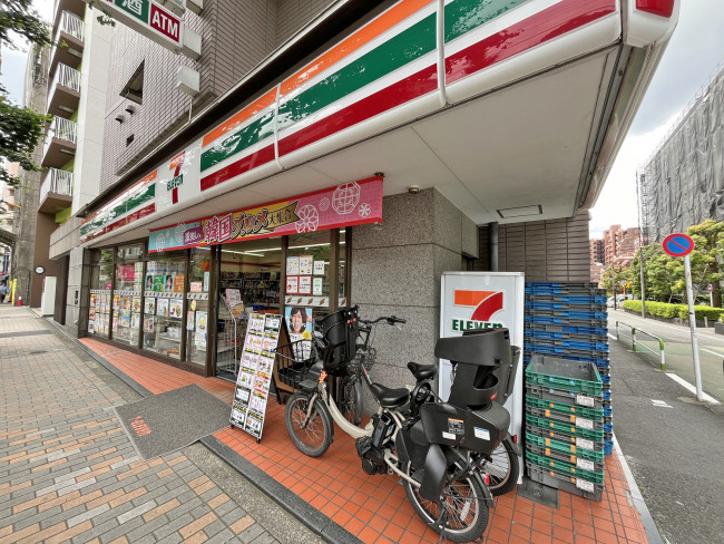 隣のセブンイレブン豊島高田二丁目店