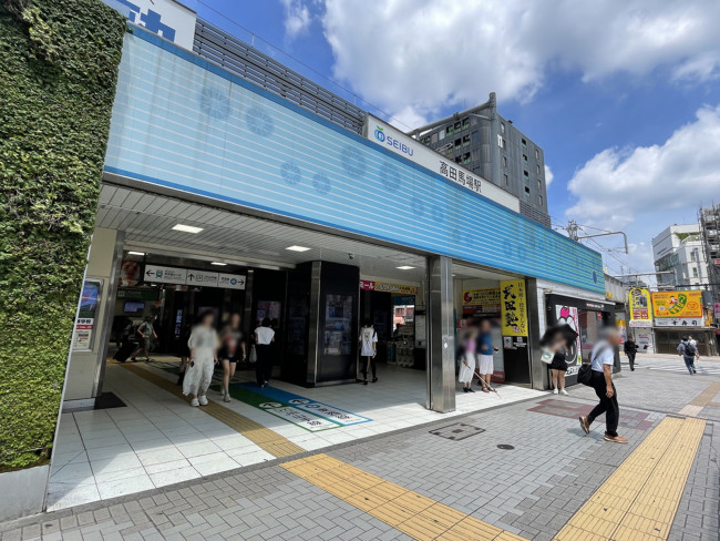 最寄りの「高田馬場駅」