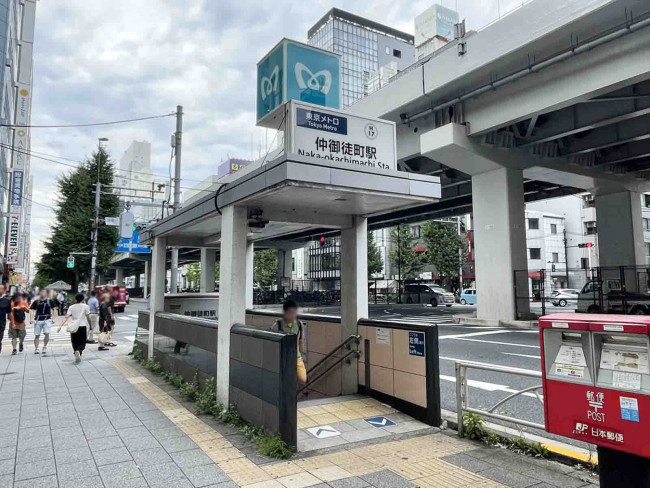 最寄りの「仲御徒町駅」