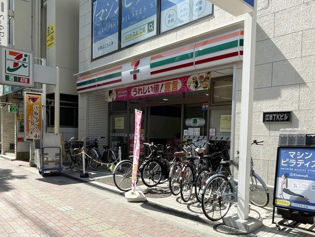 徒歩1分のセブンイレブン 江坂エスコタウン店