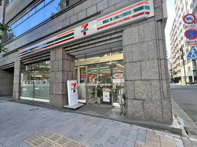 徒歩2分のセブンイレブン馬喰横山駅前店