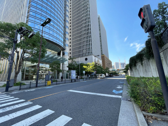 ダイビル本館前面の通り