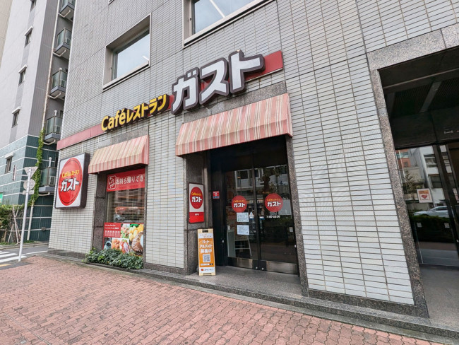 通り沿いのガスト 亀戸店