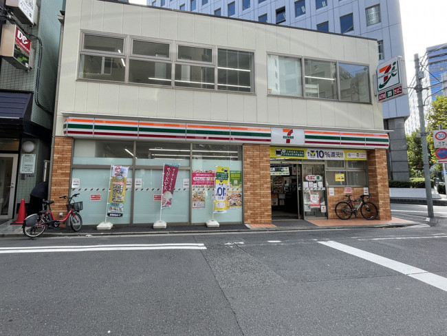 徒歩1分のセブンイレブン神田三崎町2丁目店