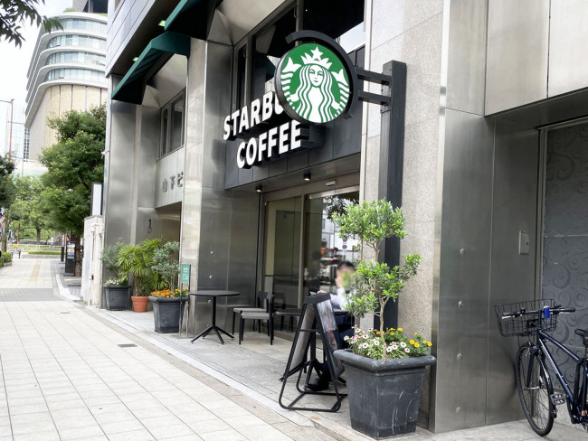 徒歩2分のスターバックスコーヒー 肥後橋南店