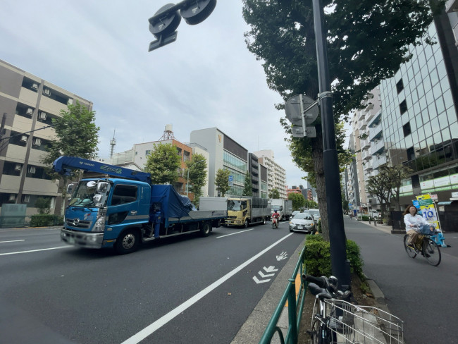 コアシティ中野坂上前面の通り