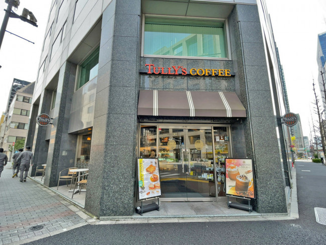 至近のTULLY'S COFFEE 神田橋本郷通り店