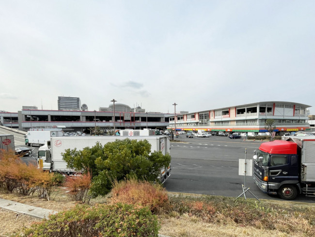 近くの大阪市中央卸売市場 本場