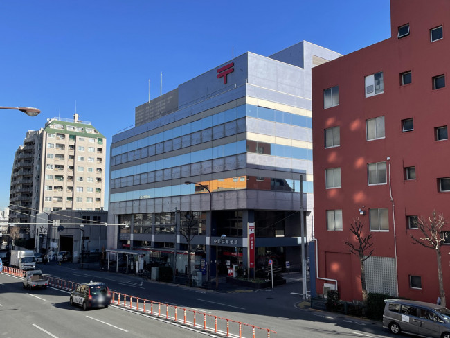 徒歩1分の中野北郵便局