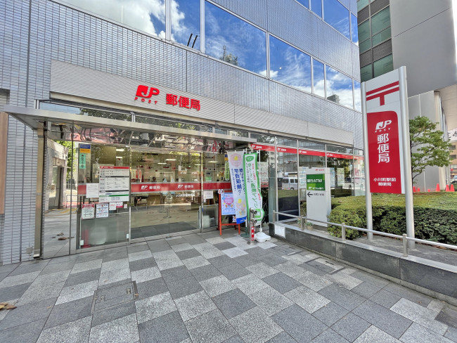 徒歩1分の小川町駅前郵便局