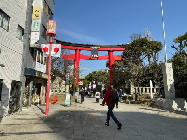 付近の富岡八幡宮