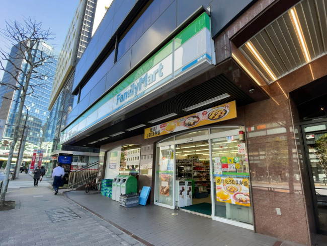 至近のファミリーマート ホテルマイステイズ御茶ノ水店