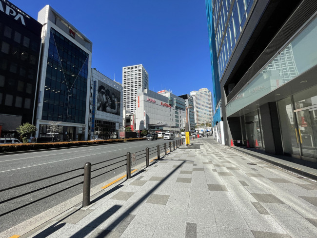 山王グランドビル前面の通り