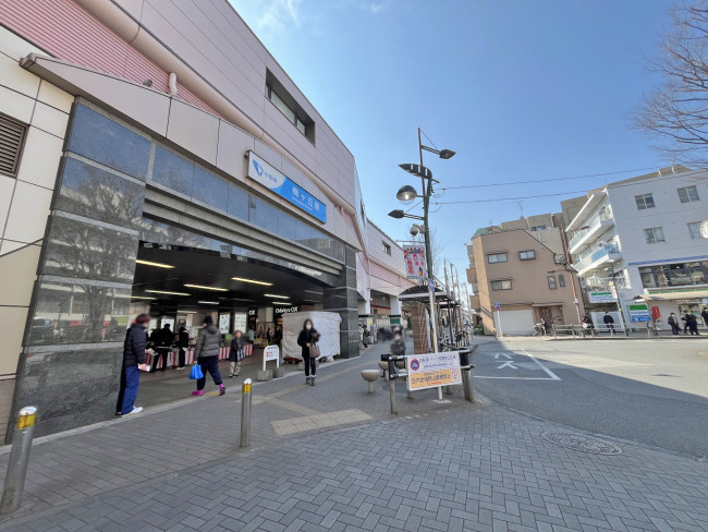最寄りの「梅ヶ丘駅」