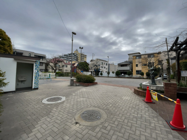 付近の塩浜二丁目第二公園