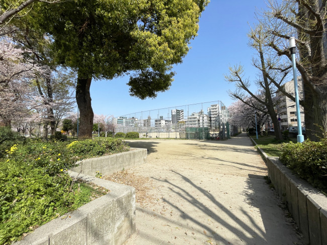 近くの本庄公園