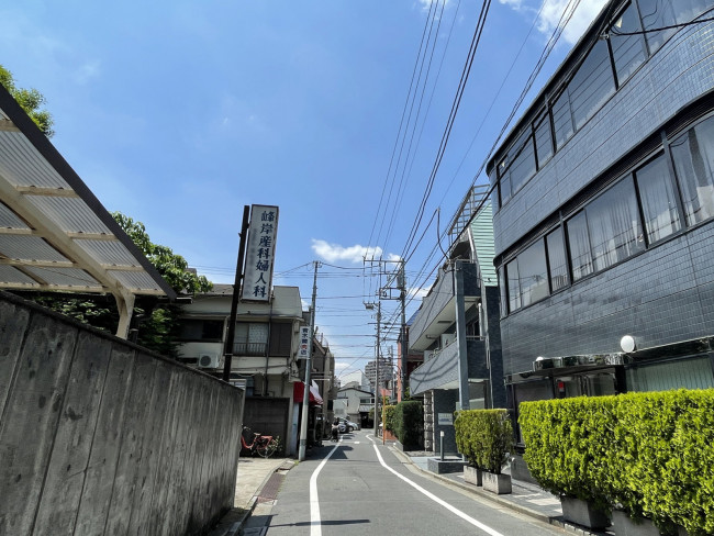 黒須ビル前面の通り