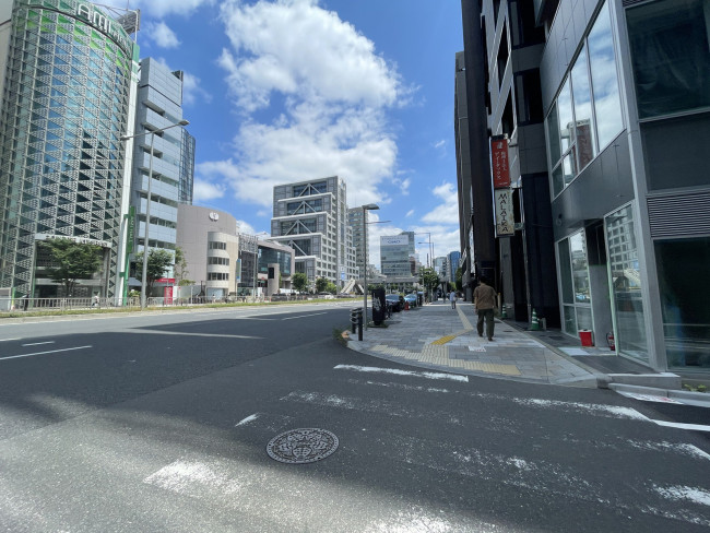 AidiA Shibuya前面の通り