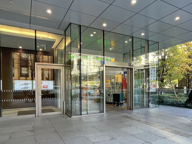 至近のマルエツ プチ 日本橋本町店