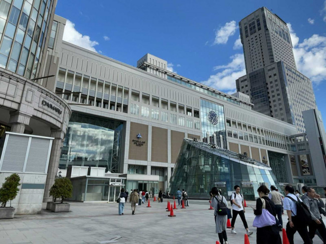 最寄りの「札幌駅」