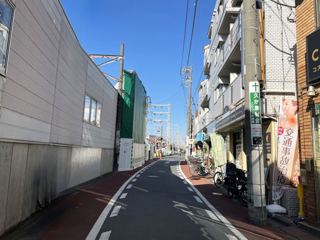 CJ店舗・事務所前面の通り