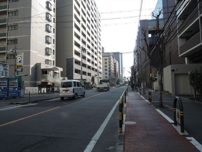 KYUHO江坂ビル前面の通り