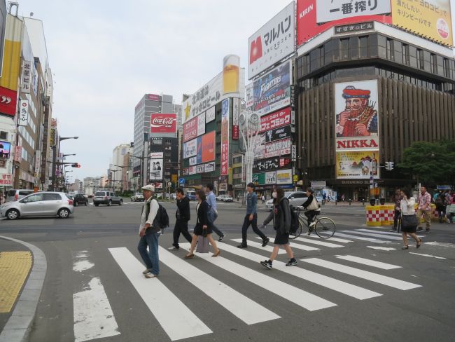 国道36号線側の交差点の様子