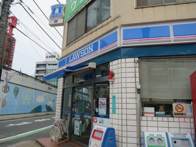 斜め向かいのローソン大宮銀座店