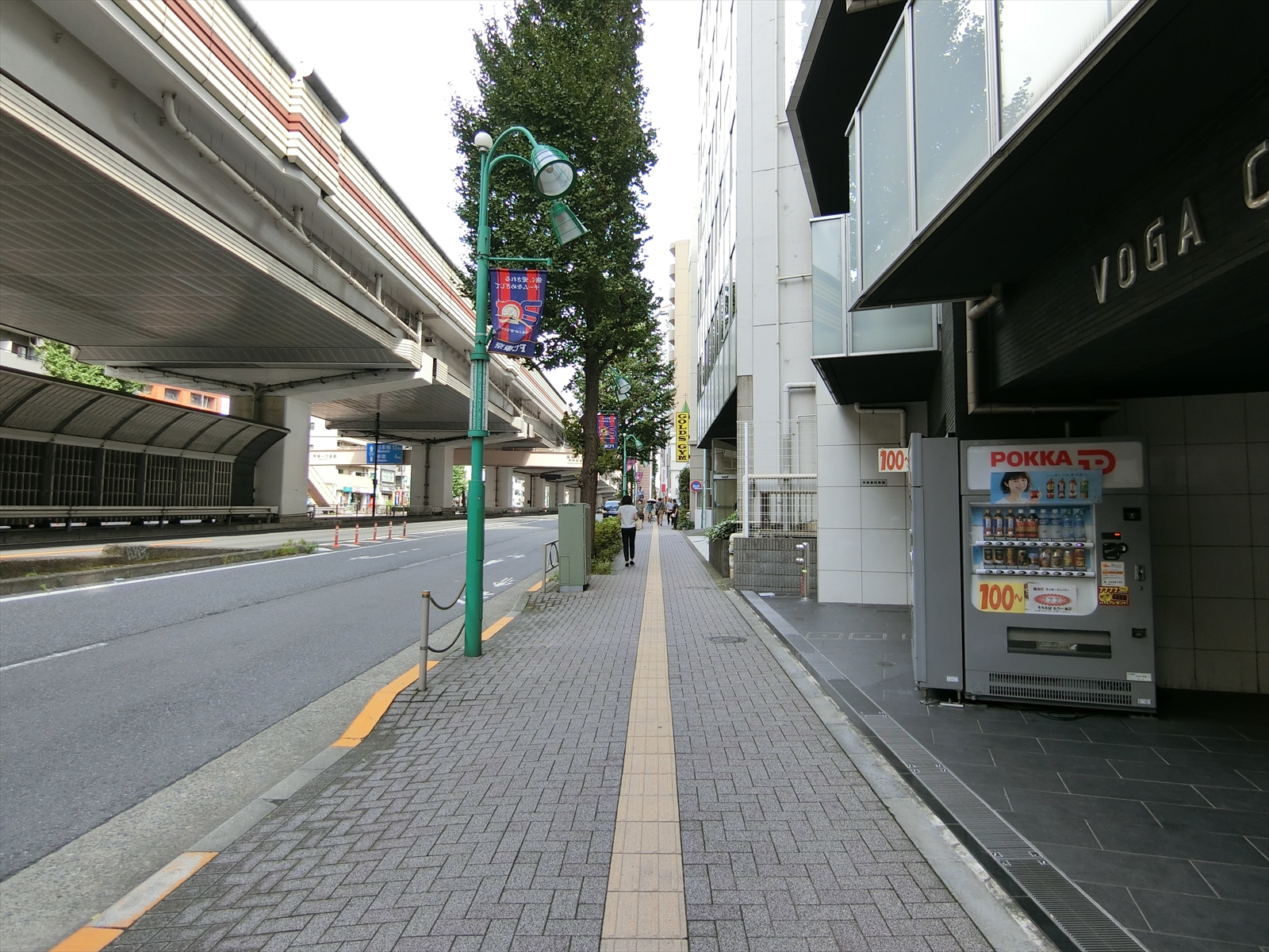 キャッスルマンション笹塚前面の通り