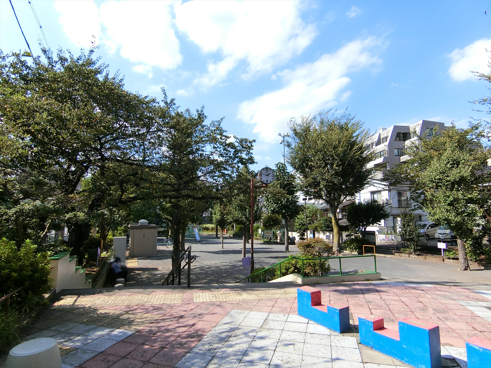 徒歩2分の恵比寿南二公園