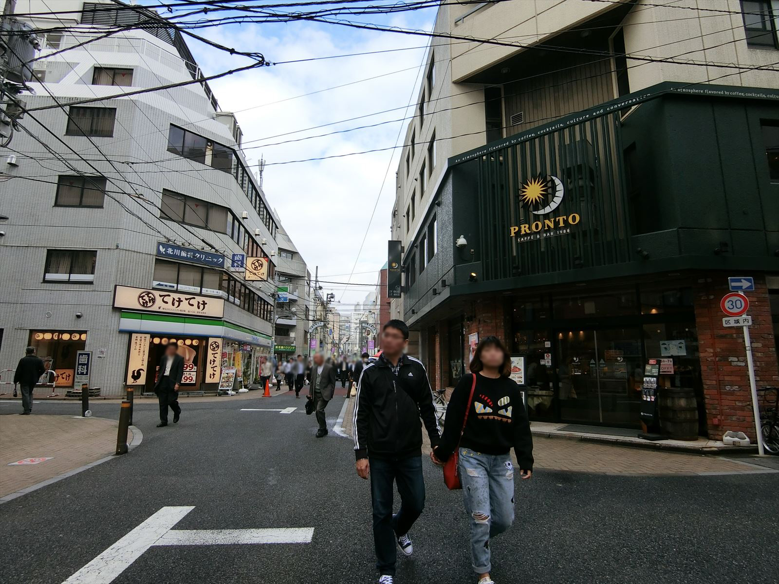 飲食店の多い通り